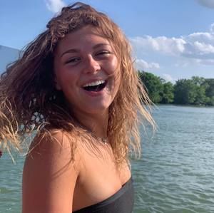 Meet your Posher, Ryanne